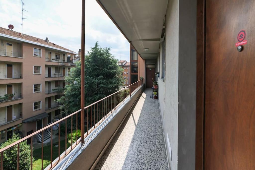 Primopiano - Astico Apartment Milan Bagian luar foto