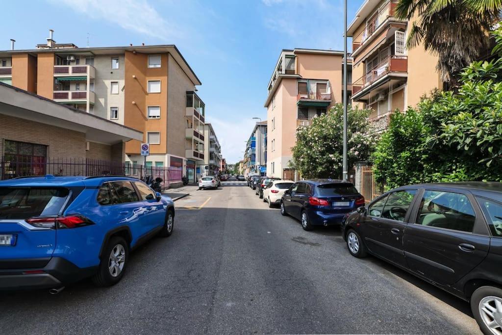 Primopiano - Astico Apartment Milan Bagian luar foto