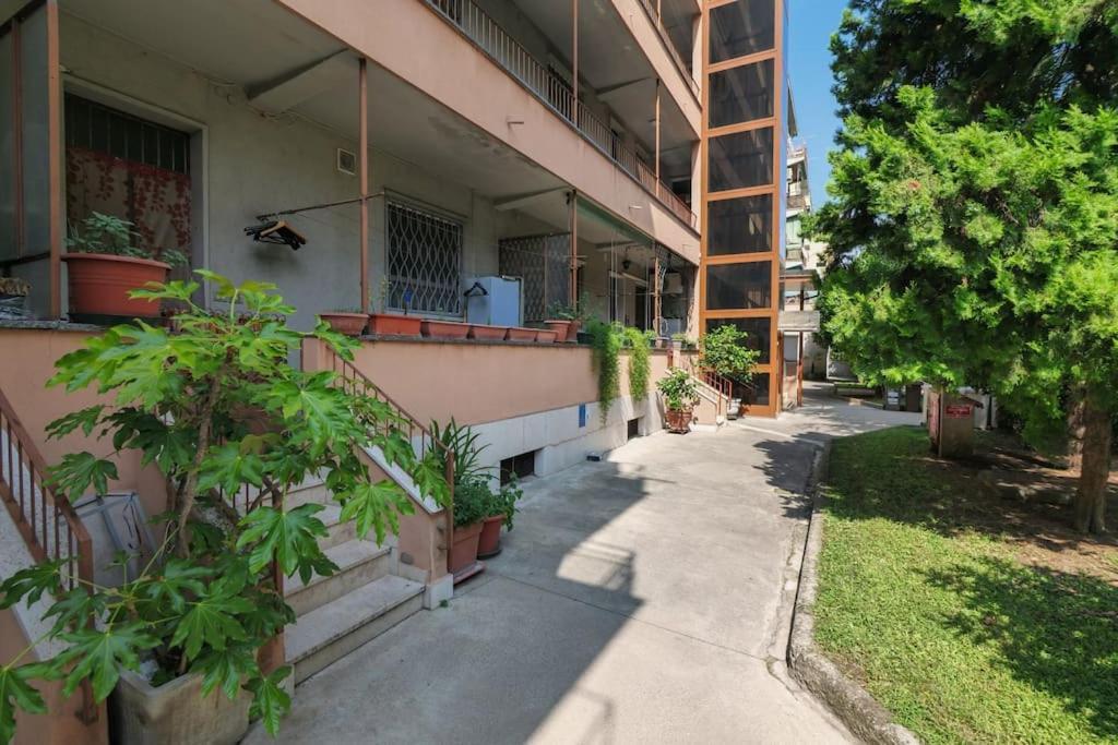 Primopiano - Astico Apartment Milan Bagian luar foto