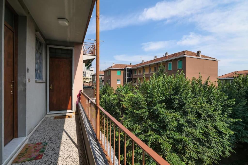 Primopiano - Astico Apartment Milan Bagian luar foto