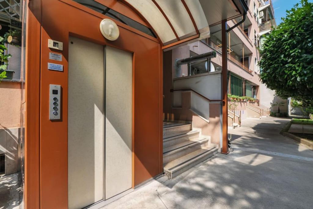 Primopiano - Astico Apartment Milan Bagian luar foto