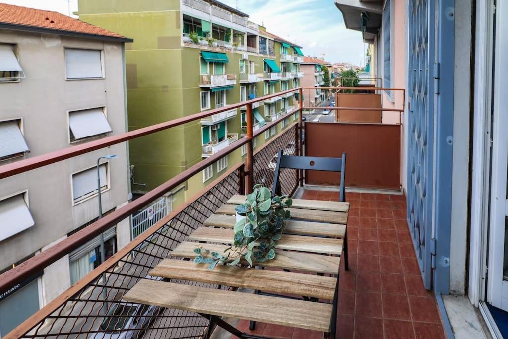 Primopiano - Astico Apartment Milan Bagian luar foto